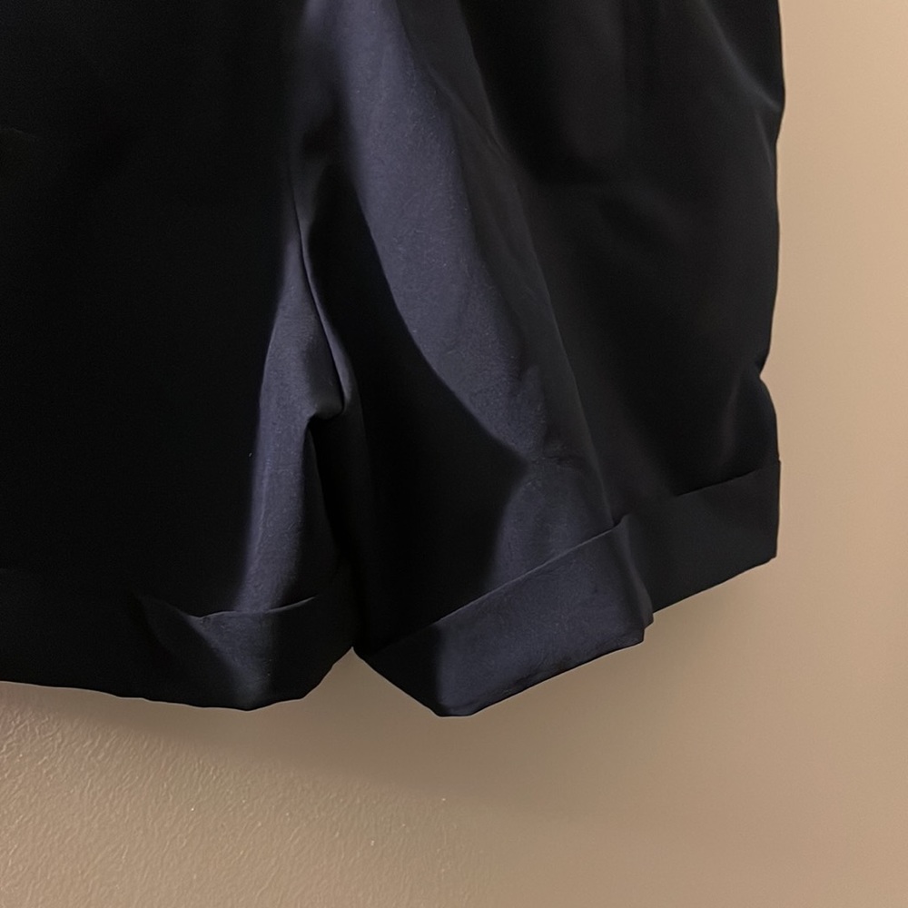 Soft Shorts - Picture 4 of 6